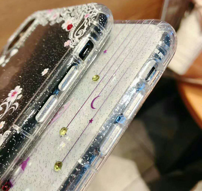 透明 可愛いiPhoneケース
