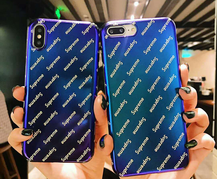 シュプリームiPhoneX Plusケース