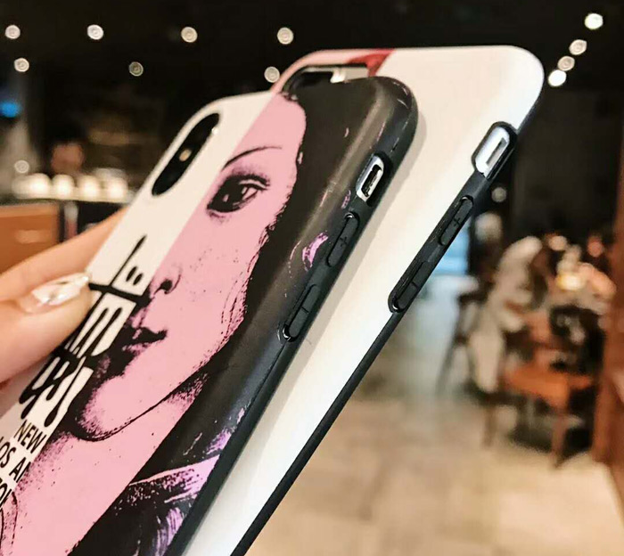 柔らかい殻iPhoneケース