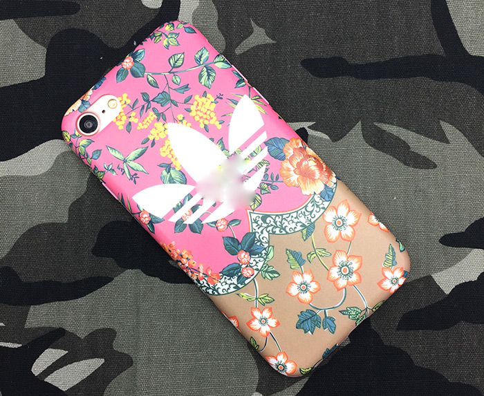 アディダスオリジナルス iPhone7ケース
