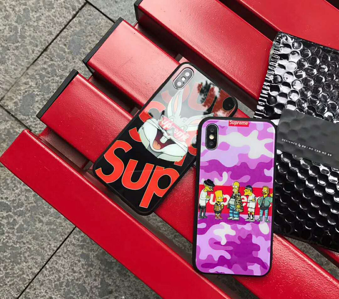 Supreme バグバニー iphone6