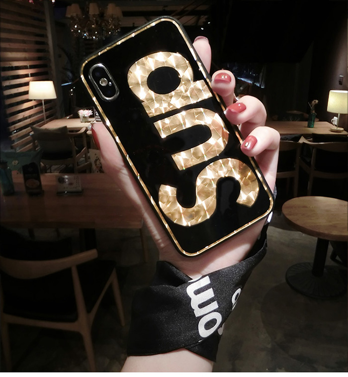 高級感 iPhone7plusケース シュプリーム