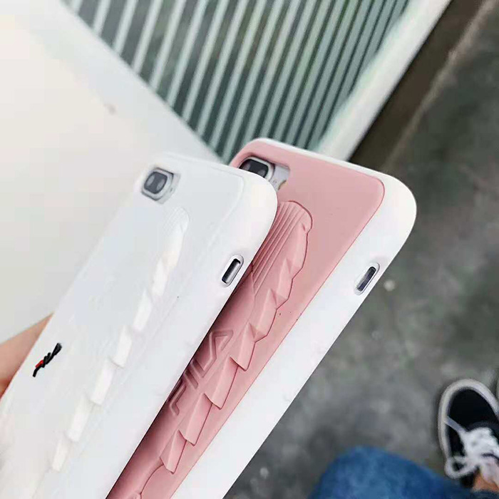 フィラ 立体的 アイフォンテンケース