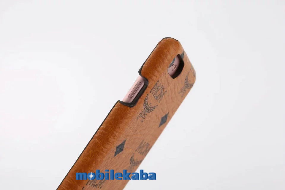 
MCMロゴ7 plus/7/6カバー有名人愛用　モノグラム
