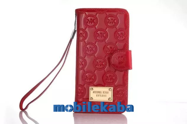 
マイケルコースMK　iPhone7/6s/6 Plusケース　キルティング　手帳型

