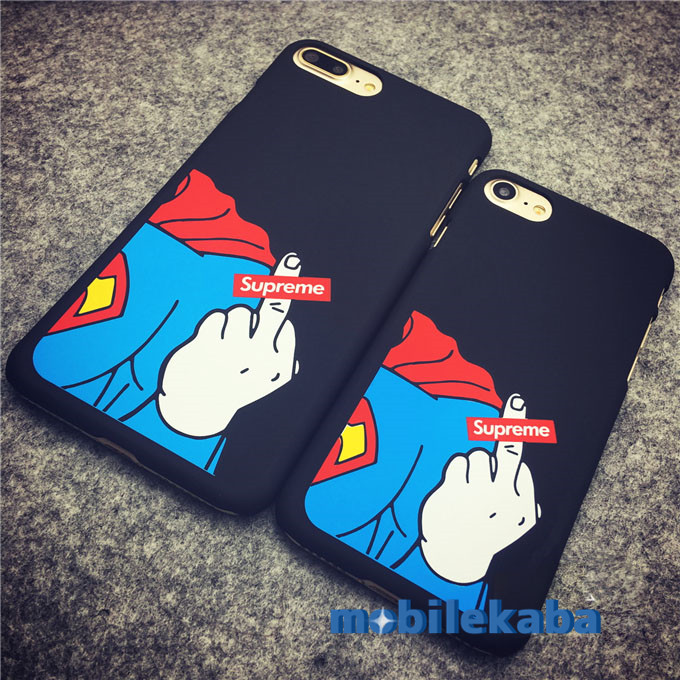 
iPhone8　ケース　シュプリーム　ブランドSUPREME  
