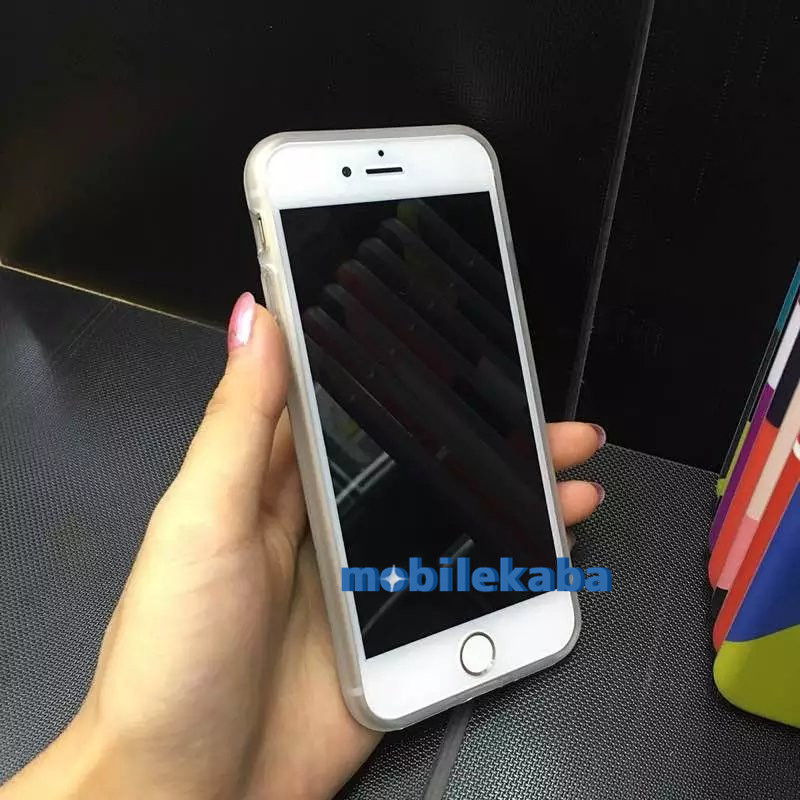 
フェンデイiPhone7/8ケースFENDIモンスターデザインヒット携帯カバー個性的 表側

