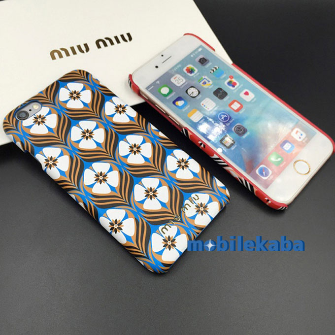 
絶賛miumiuミュウミュウiPhone7s/8ケース
