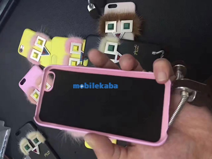 
カッコイイ フェンデイ iPhone7/8ケース
