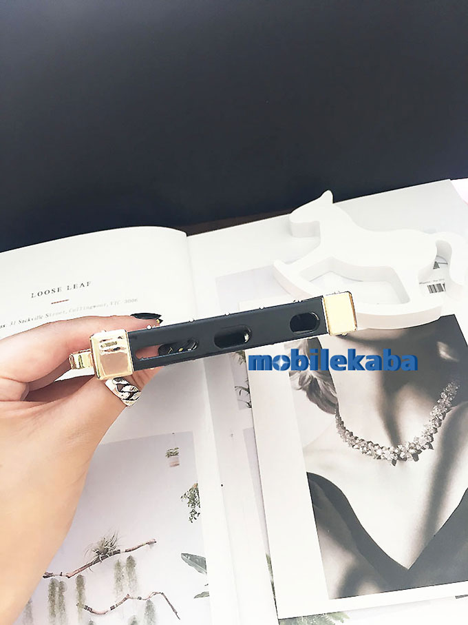 
YSL ゴージャス iPhone8 iPhone7 人気 イブサンローラン ケース
