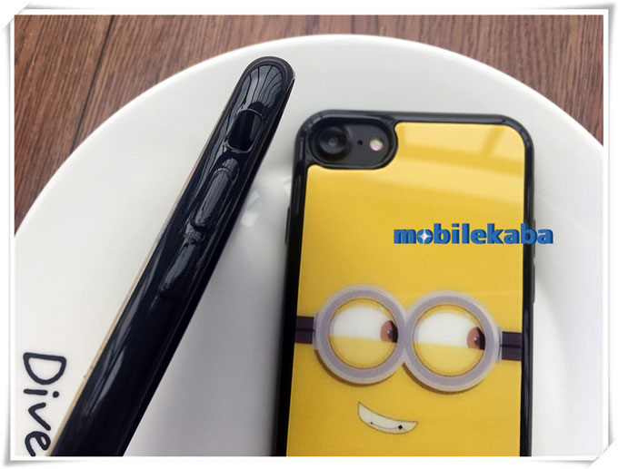 
映画 カッコイイ ミニオン iPhone8ケース
