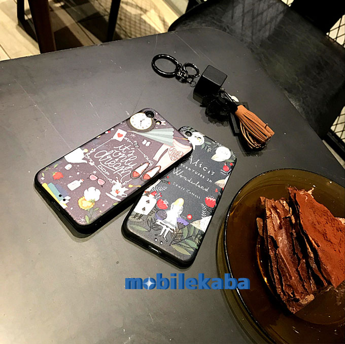 
綺麗 キャラクター iPhone8 ケース ディズニー iPhone7 アリス
