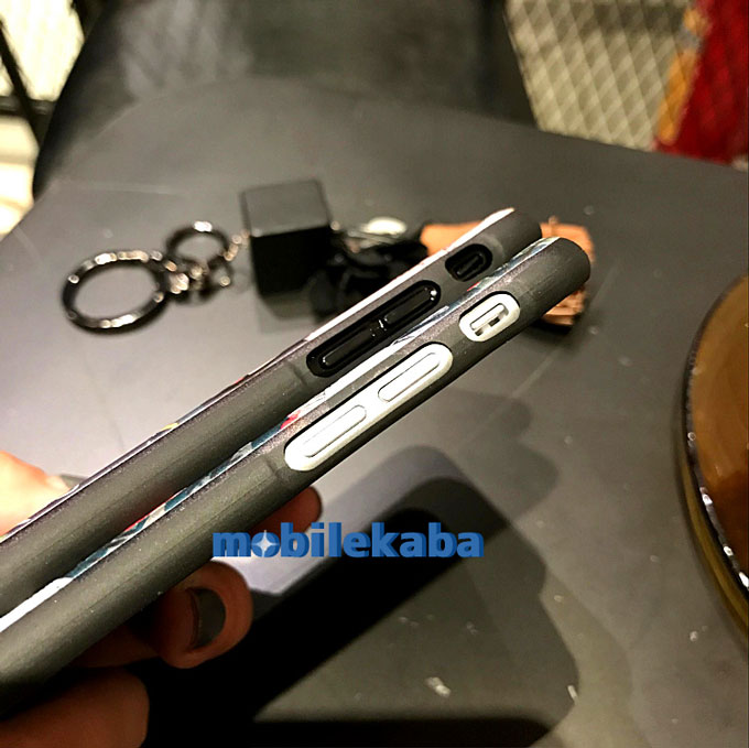 
iPhone8 ケース ディズニー 童話 Disney iPhone7
