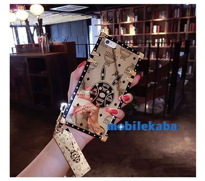 
ファッション エムシーエム iPhone8 ケース MCM
