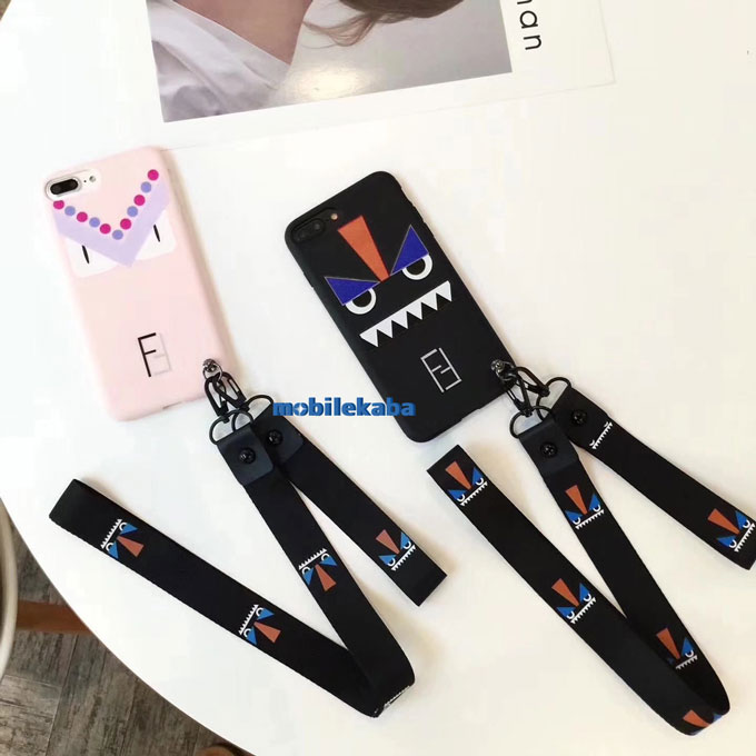 
フェンデイ iPhone8 ケース
