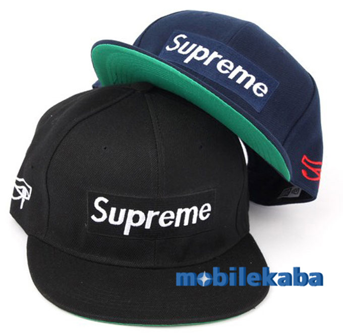 
カッコイイ キャップ supreme
