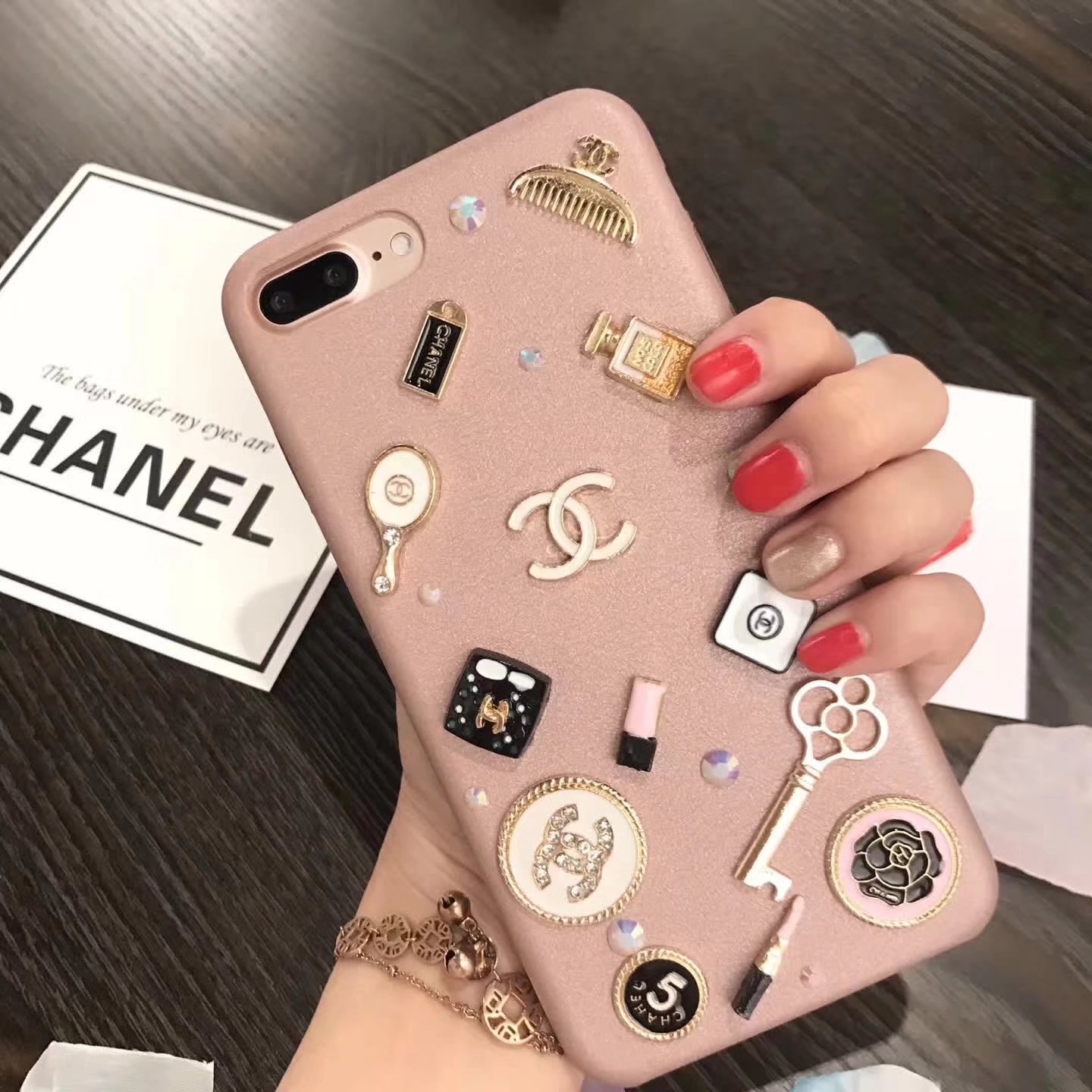 iphone8/6s ケース ブランドCHANELアイフォンケースTPU素材ソフトChanelシャネル