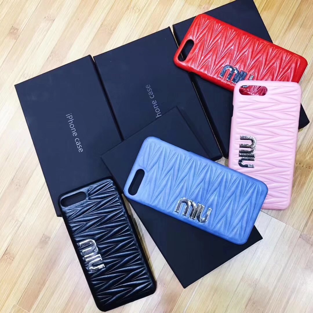 
 Miu Miuブランド風女性レディース iPhoneX/8Plus/7/7Plusケース多色展開
