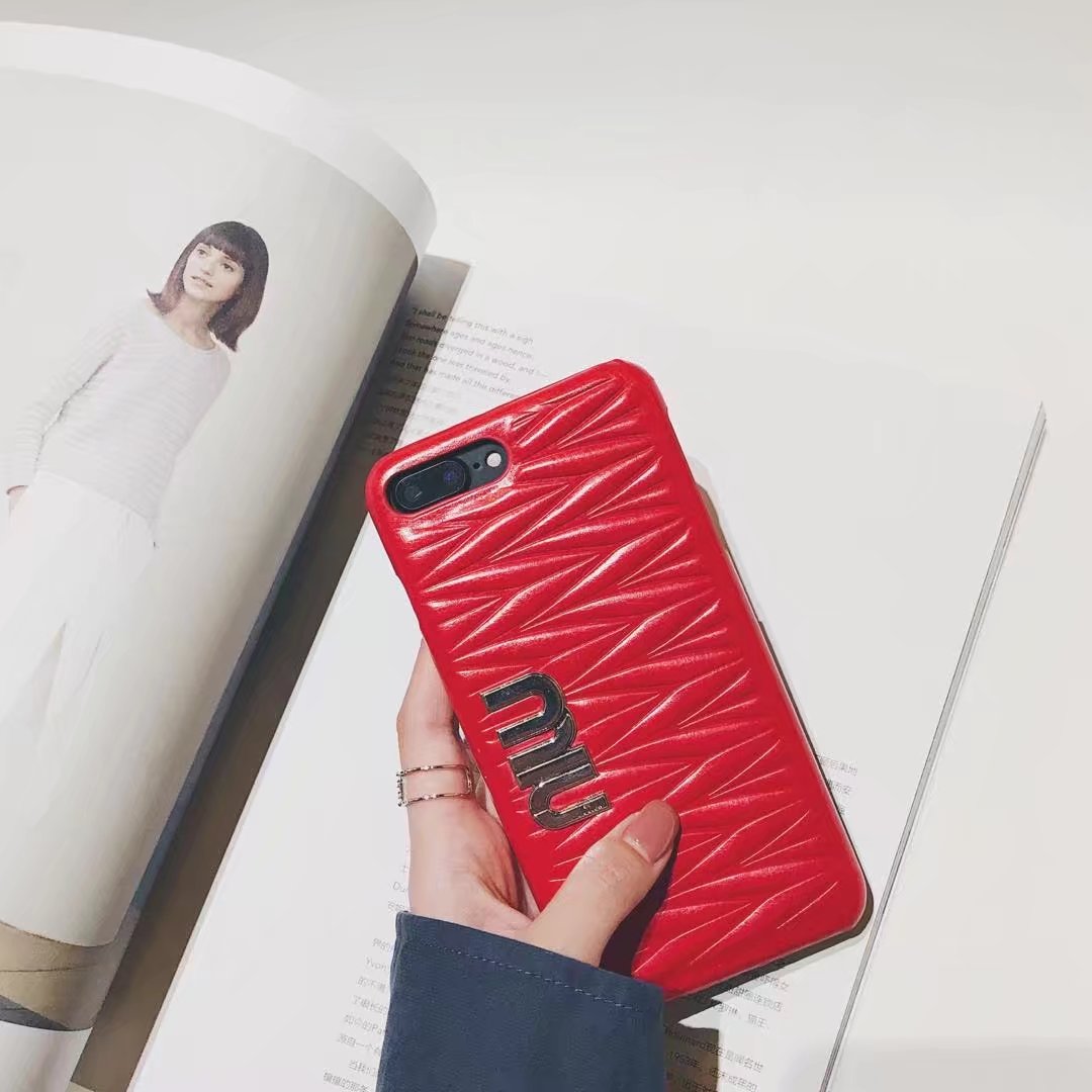 ミュウミュウ Miu Miuブランド風女性レディース iPhoneX/8Plus/7/7Plus多色展開
