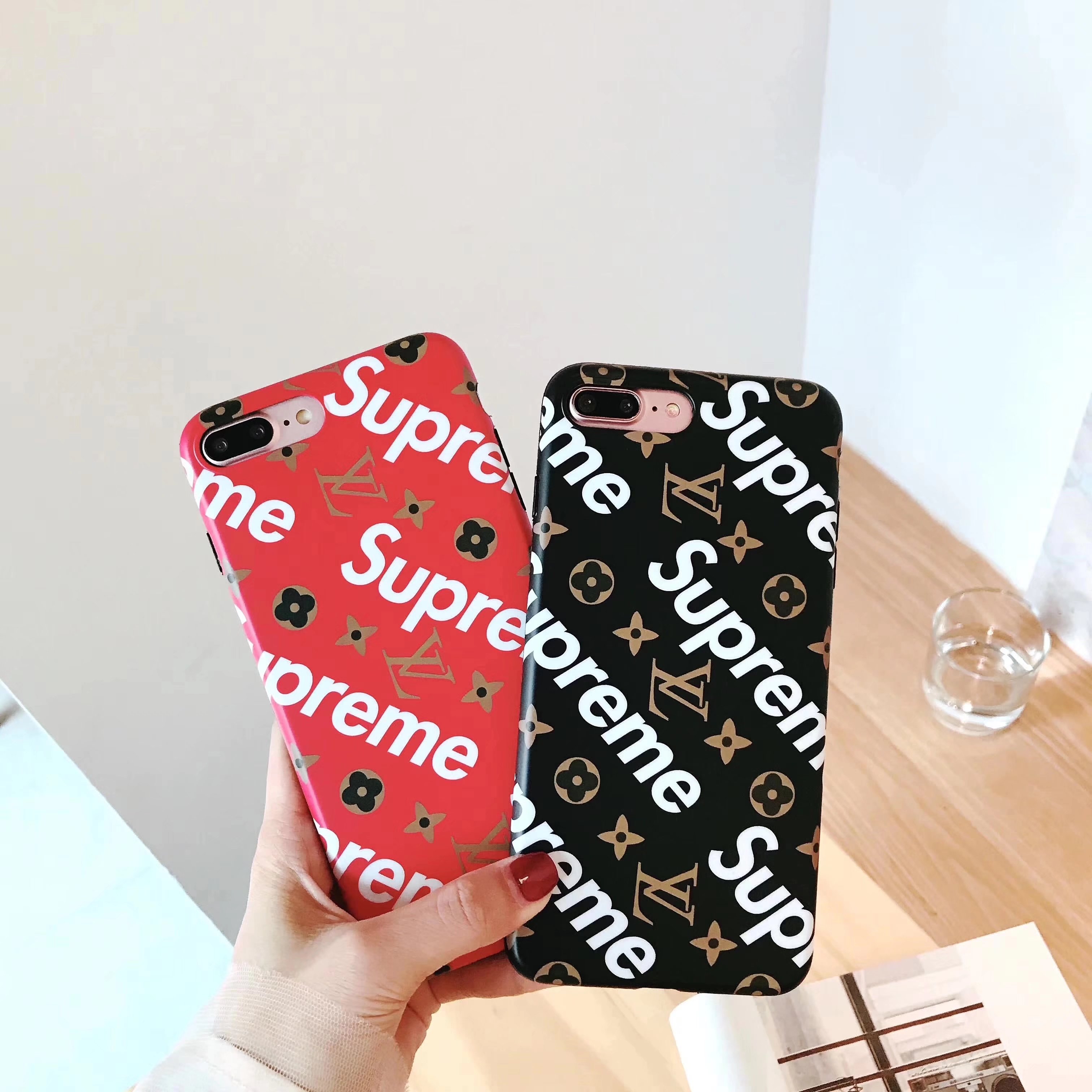 LV個性的モノグラム柄シュプリームSUPREMEコラボiPhoneX/iPhone8/7Plus/6sケース