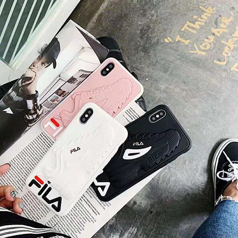 フィラ iPhoneXR/XS/XS Maxケース 海外芸能人愛用 スポーツ風 iPhoneXケース カップル 耐衝撃 FILA アイフォン8/8プラスカバー 靴柄 立体感ある